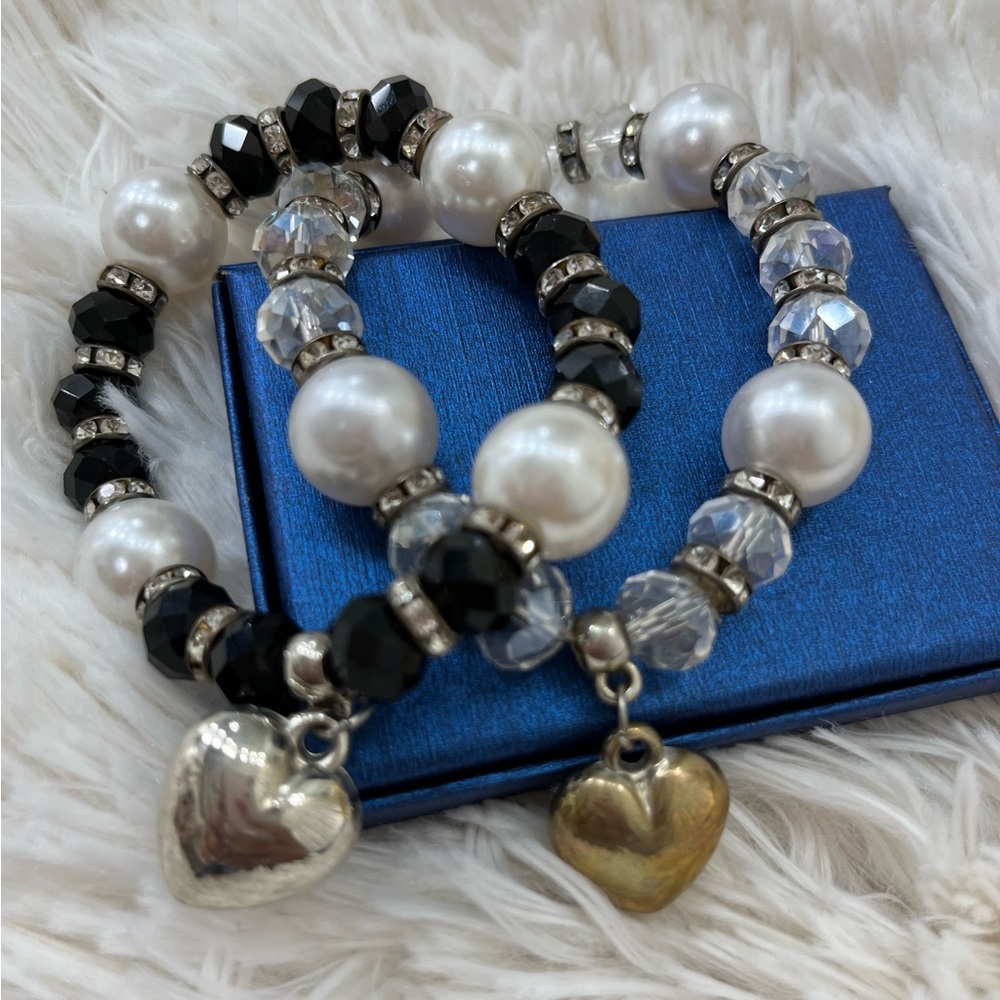 2 bracelets